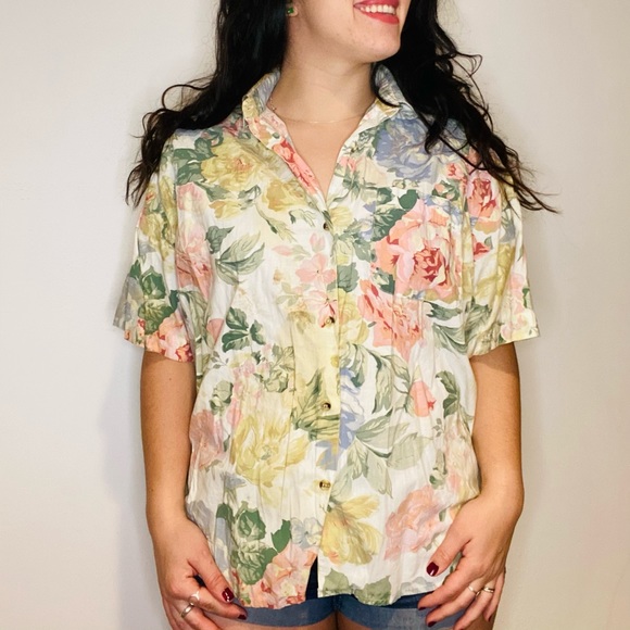 At Last Studio Floral Top - Picture 3 of 4